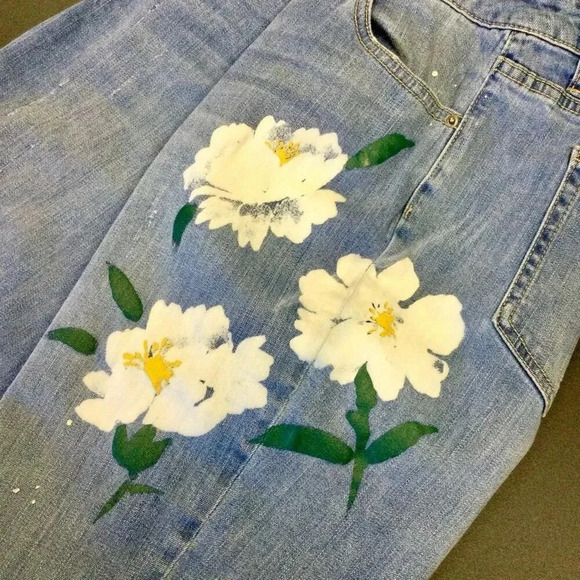 Skylar & Jade Womens Size 30‎ Denim Jeans Blue Paint Painted Daisy's Flowers - Picture 4 of 10